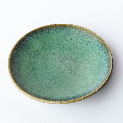 【プレゼント品】益子焼円形グリーンプレートお皿φ15.2cm