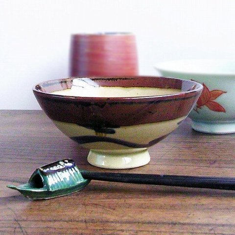 民芸山水土ものレトロお茶碗（中平）