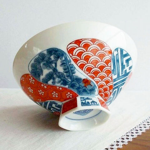 おめでたい柄♪昭和レトロな赤青ねじり梅祥瑞柄角浜お茶碗/中平
