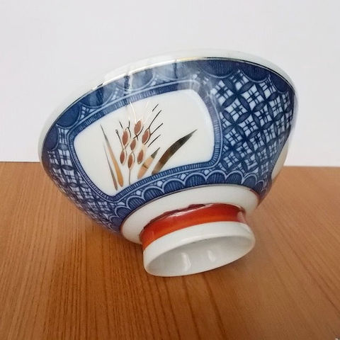 ルリ七宝間取り金麦穂柄浜赤レトロお茶碗(大平)