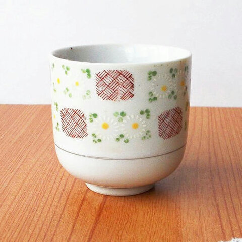 アンティーク白一珍菊花紋赤網目格子柄長湯呑み