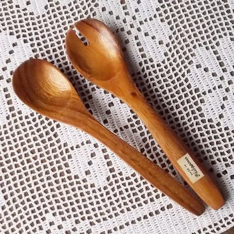 アカシヤ木製サラダ用サーバー(スプーン1＋先割れスプーン1)