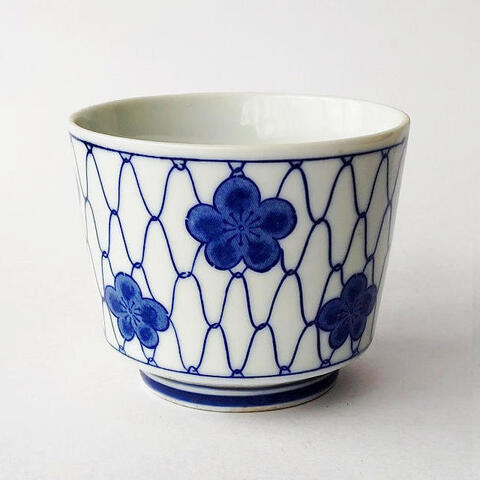【プレゼント品】藍網目梅花散らし柄フリーカップ/猪口/茶碗蒸し器