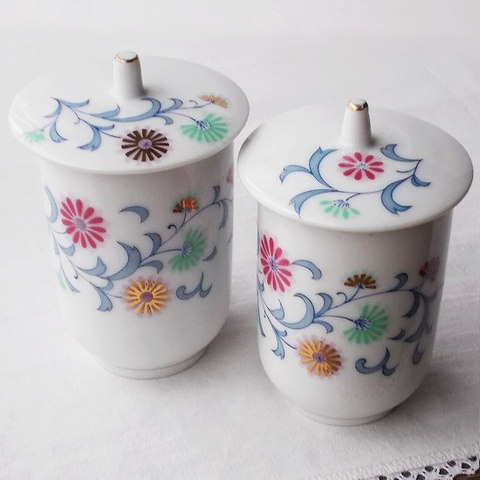 昭和レトロ食器/koyo可愛らしい金花柄の蓋付き夫婦行儀湯呑みペアセット