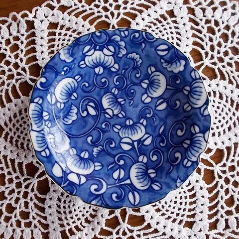 紺色豆の花総柄花型の昭和レトロな可愛い小皿11.8cm　