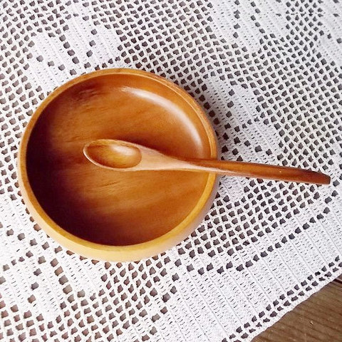 アカシヤ木製丸っこいフォルムの小鉢トレイφ12cm
