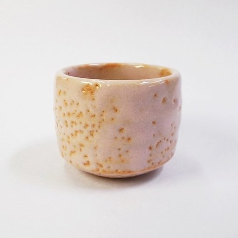 昭和レトロ食器/酒器/手になじむ紅志野風ぐい呑み