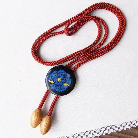 昭和レトロ/九谷焼のループタイ/ネクタイ棒タイ【ブルー牡丹の花ループ赤】