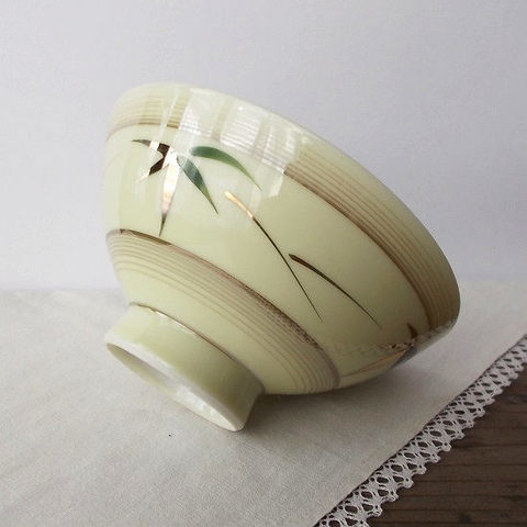 大きなお茶碗♪金縞ライン黄色緑笹柄の綺麗なお茶碗(大平)