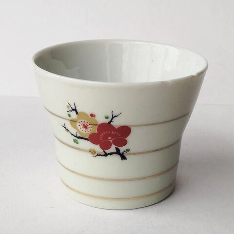 金ライン＆紅白梅の花柄の茶わん蒸し器(蓋無し)