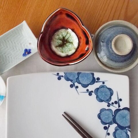 飴色グリーンガラス釉三つ葉形豆鉢小鉢/小付け