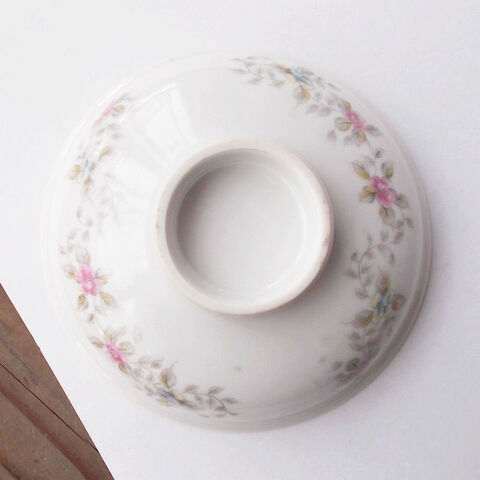 新品✬赤絵花柄装飾の蓋付の珍味陶器（小）　１５個セット 信楽焼 壺久郎作 花瓶/壺 蛸唐草模様 葡萄絵柄 陶器 インテリア