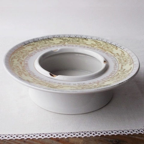 昭和レトロな陶器の灰皿/大きめ円形ゴールド＆黄色のとてもゴージャスな模様