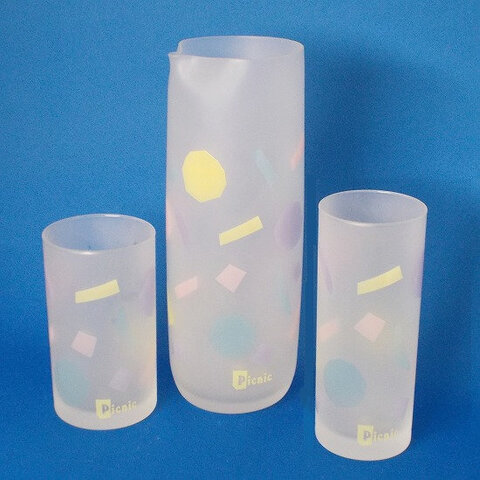 フロストガラス幾何学パステル色彩が可愛い【Picnic】グラスシリーズ/カメイガラス