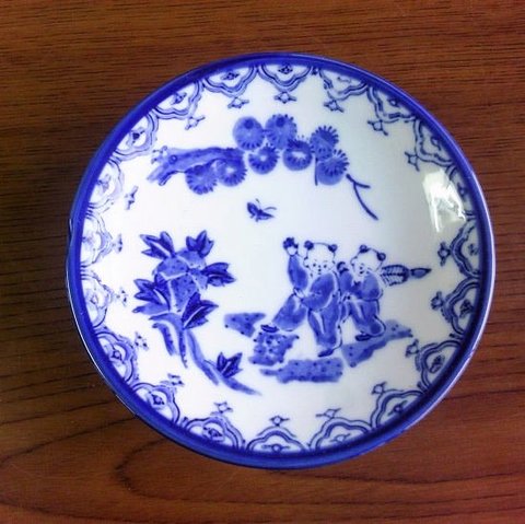 【唐子の食器】昭和レトロな藍色二人唐子柄小皿12cm