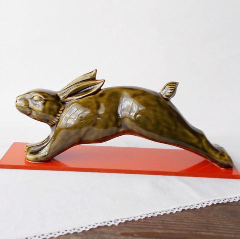 2023干支卯うさぎ/美濃焼織部色うさぎ陶器置き物