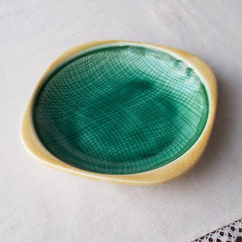 グリーン渕黄緑厚口四角3.5寸皿/銘々皿に