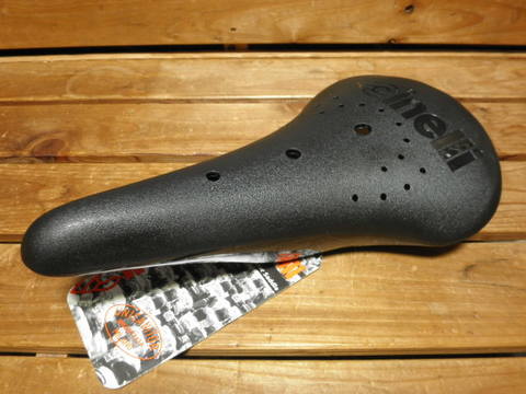 フジタ　シームレス　サドル　old bmx OLD系サドルの商品一覧 | オールドBMXパーツ ◇◇◇ 輝輪業 テル