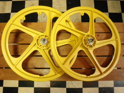 old bmx ホイール　ブルー　acs オールド　リム　イエロー　タイヤセット old bmx ホイール ブルー acs オールド リム イエロー タイヤ