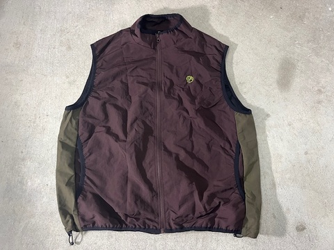TPS ◯LOGO NYLON VEST