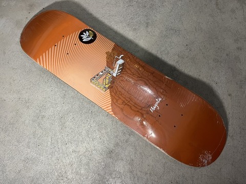 Magenta DOJO LEO VALLS 8.25