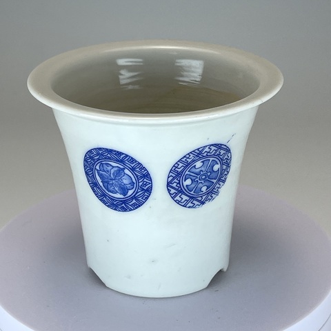 外縁染付鉢