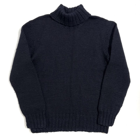 W.W.II. AMERICAN RED CROSS MILITARY TURTLE NECK KINT SWEATER.