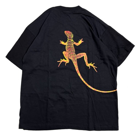 90s MARLBORO DEAD STOCK "LIZARD" PRINT Tee.