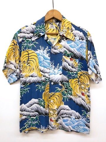 50s PARAMOUNT BIG ANIMAL PATTERN HAWAIIAN SHIRT.
