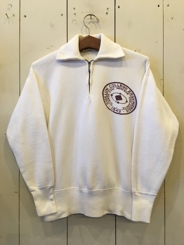 50s HALF ZIP. COLLEGE SWEAT.