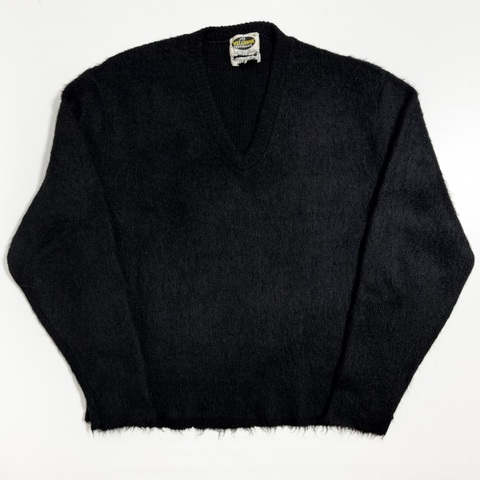 60s WELGRUME "BLACK" WOOL KNIT SWEATER.