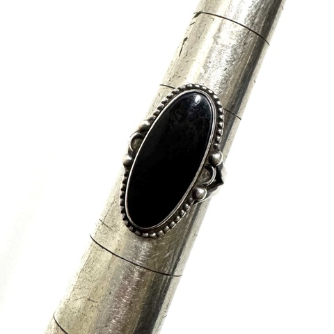 ~40s GARDEN OF THE GODS ONYX SILVER RING.