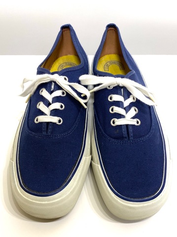60s KEDS DEAD STOCK CANVAS SNEAKER.