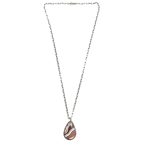 ~30s GARDEN OF THE GODS SILVER NECKLACE.