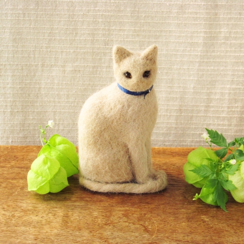 アートドール 猫の毛フェルトアート ひ す様 海外作家 羊毛フェルト 猫の