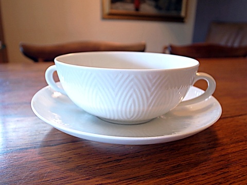 Aluminia/Royal Copenhagen (ｱﾙﾐﾆｱ/ﾛｲﾔﾙｺﾍﾟﾝﾊｰｹﾞﾝ)の商品一覧 | 北欧の