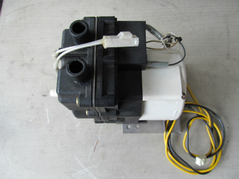 中古2010年？製造石油給湯器長州産業MF-480A現状動作品です。耐圧力2キロの中圧力仕様です。 中古2010年？製造石油給湯器長州産業MF-480A現状動作品です。耐