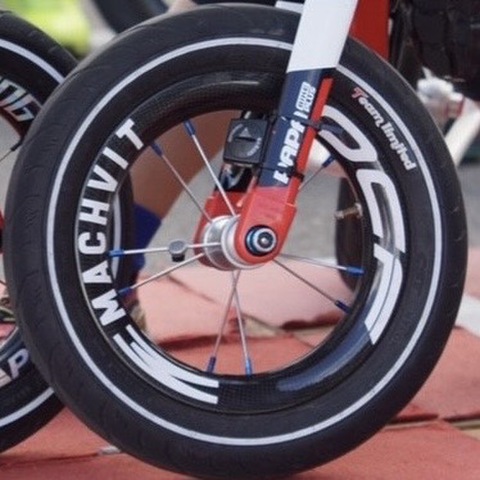 V4の商品一覧 | 自転車屋ビッちゃん web shop