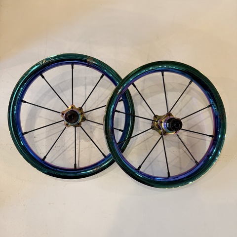 【ぼーず】OCF製ナローサドル ランバイ ク用 レース専用 マッハビット OCF製ナローサドル ランバイク用 レース専用 マッハビット - メルカリ