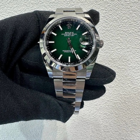 WATCH REVO
