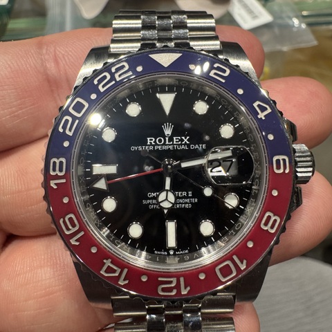 今買える　Roleロレックス　GMTマスターⅡ 126710BLRO 2021/11 付属品完品　A級品