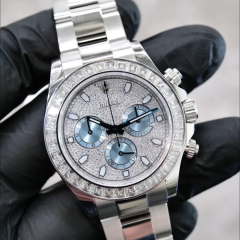 WATCH REVO