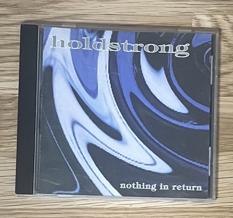 HOLDSTRONG nothing in return USED CD