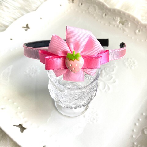 いちごのカチューシャ