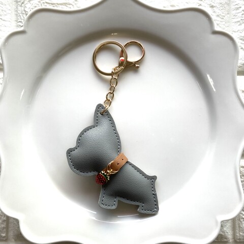 小犬のキーホルダー