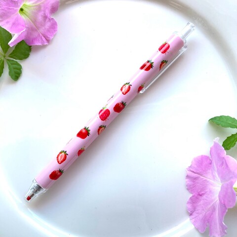 いちご柄のボールペン　3