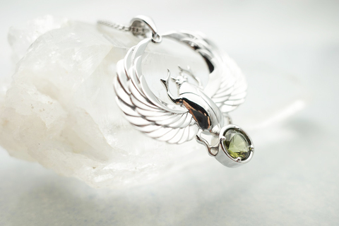 7日まで特価にて❣️★高品質★ モルダバイト　星型　ペンダントトップ モルダバイトペンダントトップ｜ファインミネラル＆ブレスレット